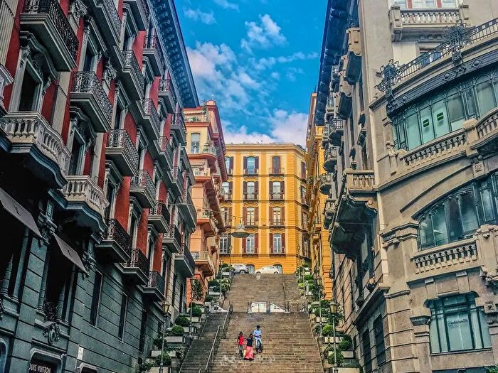 Appartamento trilocale in affitto in Via del Parco Margherita, Napoli