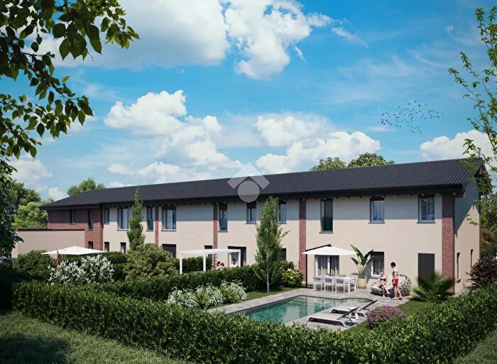 Casa con 5 locali in vendita in Via Emilia Est, Rubiera