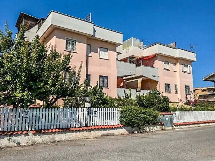 Appartamento bilocale in vendita in Via Bolzano, Ardea