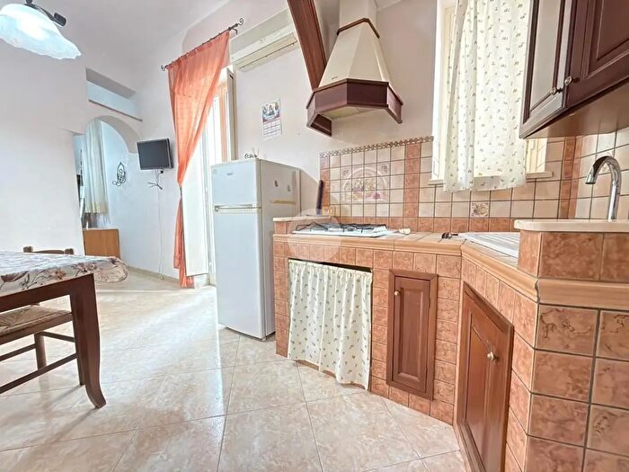 Appartamento trilocale in vendita in Via Vincenzo Mortillaro, Palermo