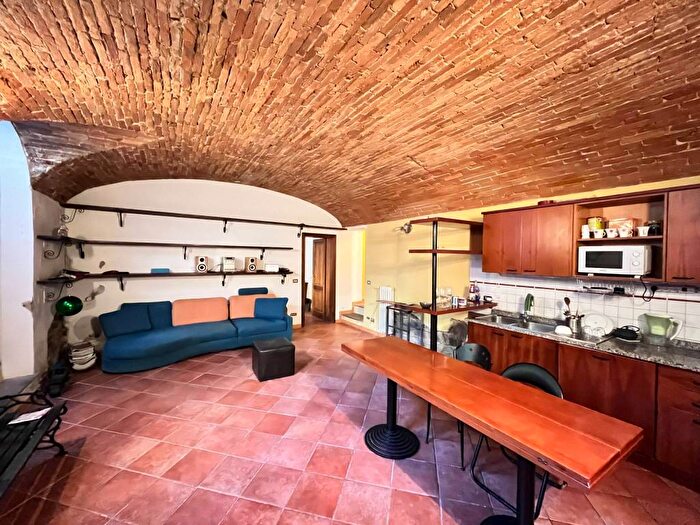 Appartamento trilocale in vendita in Via Vittorio Alfieri, D'Azeglio, Firenze