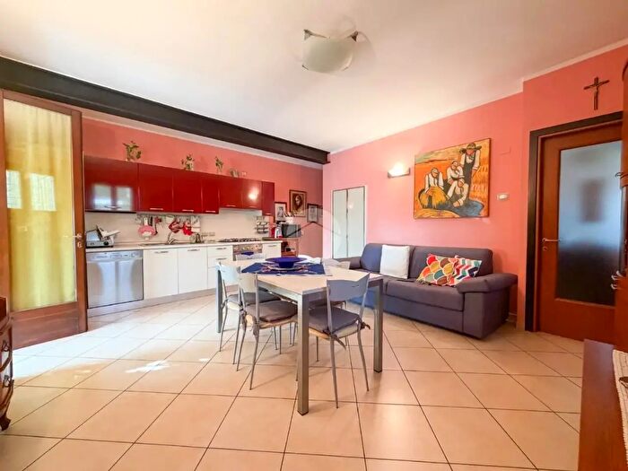 Appartamento trilocale in vendita in Via Mantova, Montichiari