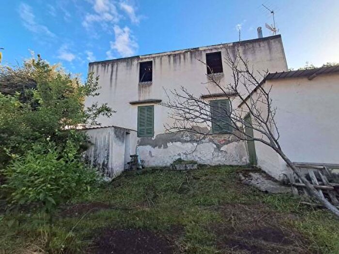 Casa quadrilocale in vendita in Via San Giovanni De Matha Snc, Somma Vesuviana