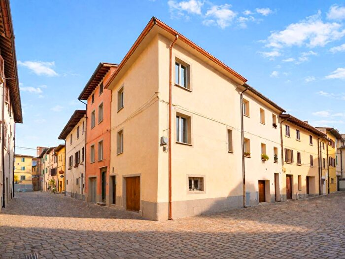 Casa con 5 locali in affitto in Via SantAngelo, Centro, Città di Castello