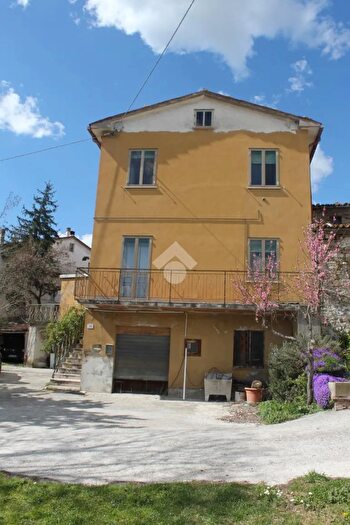 Casa con 5 locali in vendita in Località Petrella Guidi, SantAgata Feltria