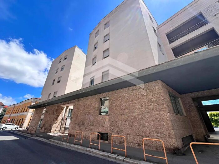 Appartamento con 6 locali in vendita in Via Umberto I, Campobasso