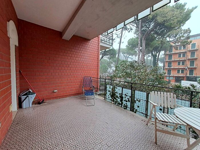 Appartamento trilocale in affitto in Viale Giacomo Matteotti, Milano Marittima, Cervia