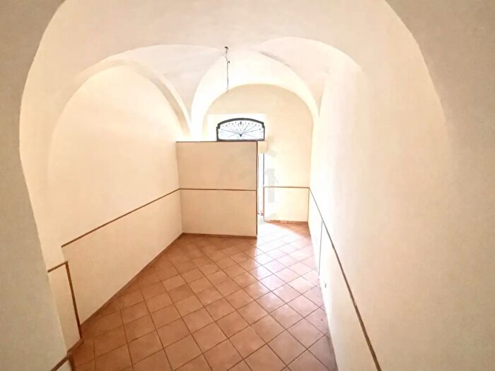 Casa quadrilocale in vendita in Via Plebiscito, Catania