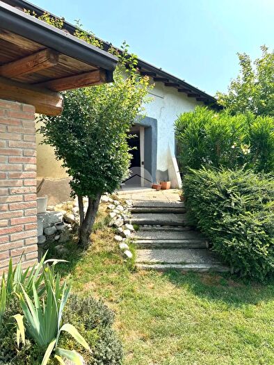 Casa trilocale in vendita in Via Roma, Barbariga