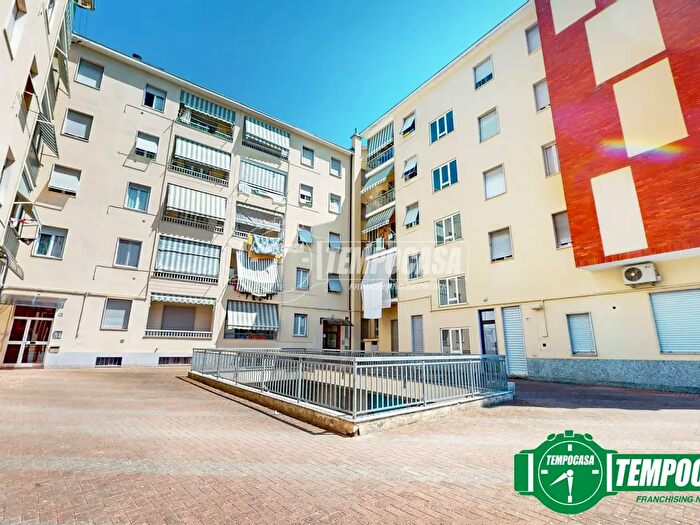 Appartamento quadrilocale in vendita in Via Nizza, Acqui Terme
