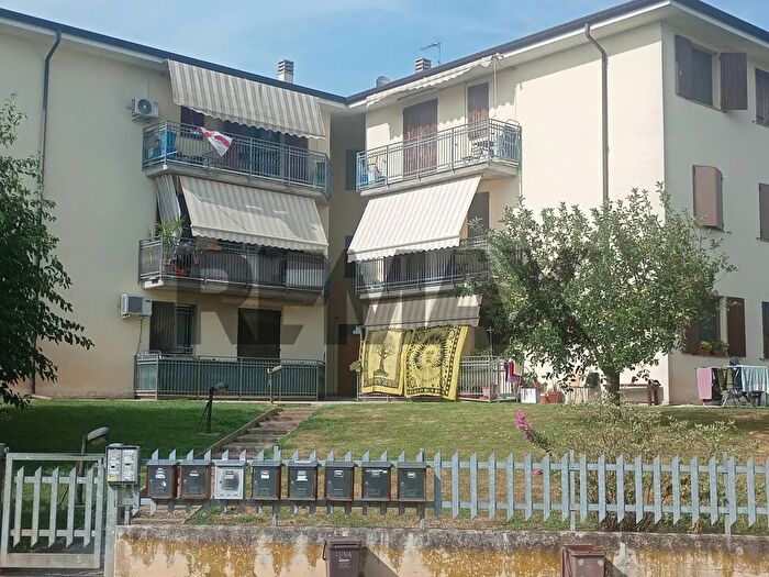 Appartamento bilocale in vendita in Via Falcone E Borsellino, Castel D'Ario