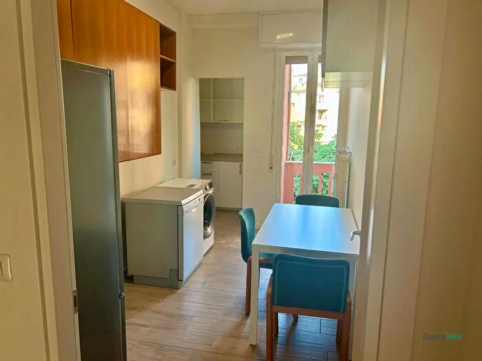 Appartamento trilocale in affitto in Via Sebino, Milano