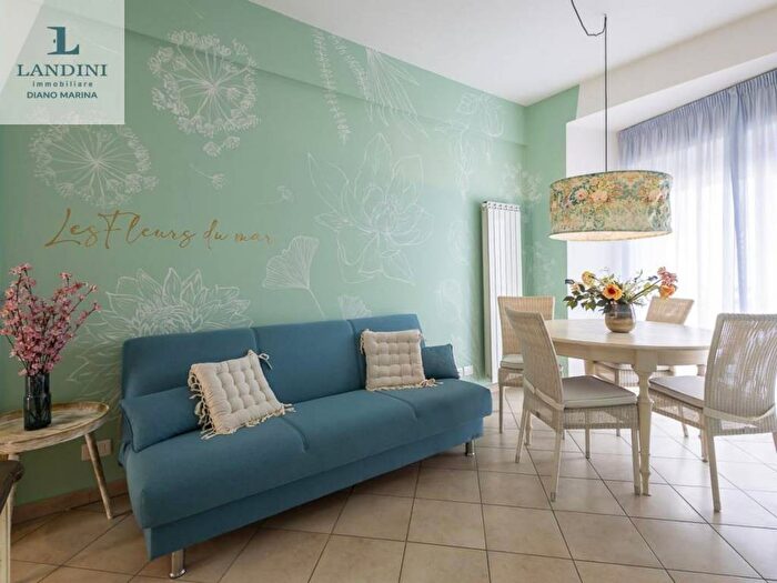 Appartamento trilocale in affitto in Via Generale Ardoino, Centro, Diano Marina