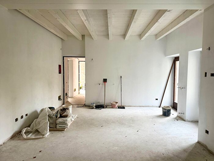 Appartamento trilocale in vendita in Via Filisetti, Cenate Sotto