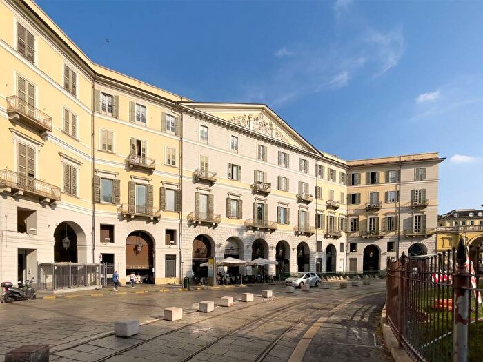 Appartamento monolocale in affitto in Piazza Carlo Felice, Via Roma, Torino