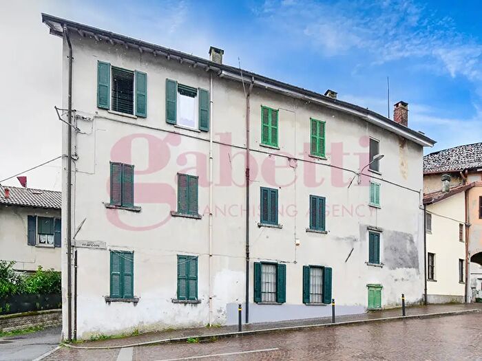 Appartamento bilocale in vendita in Piazza Marconi, Luisago