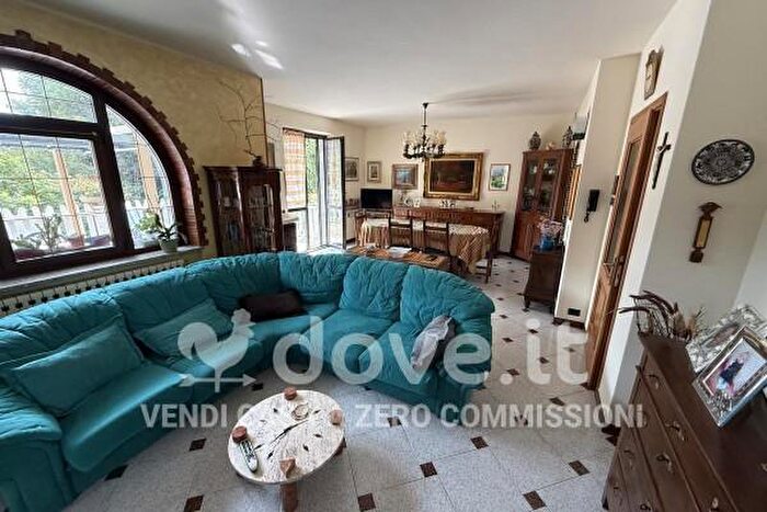 Casa trilocale in vendita in Via Torre, San Pellegrino Terme