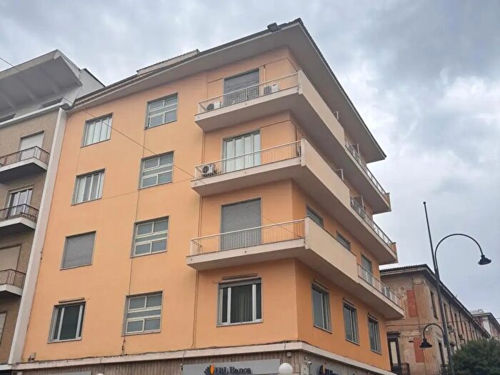 Appartamento con 6 locali in vendita in Corso Giuseppe Mazzini, Cosenza