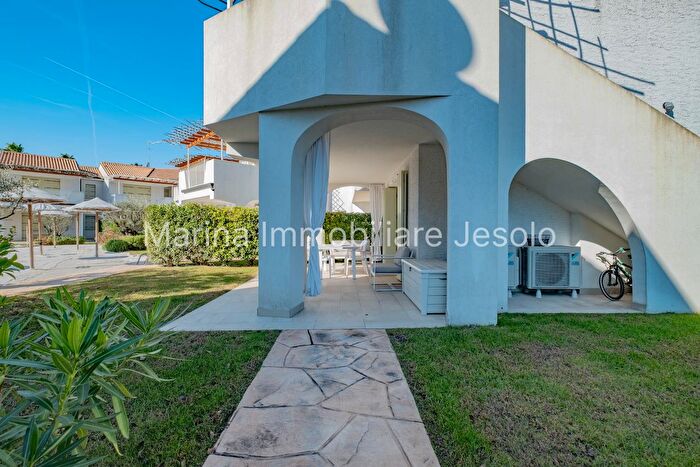 Appartamento trilocale in vendita in Via Tagliamento, Jesolo