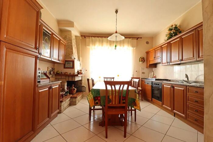 Appartamento quadrilocale in vendita in Via Gran Sasso, Silvi