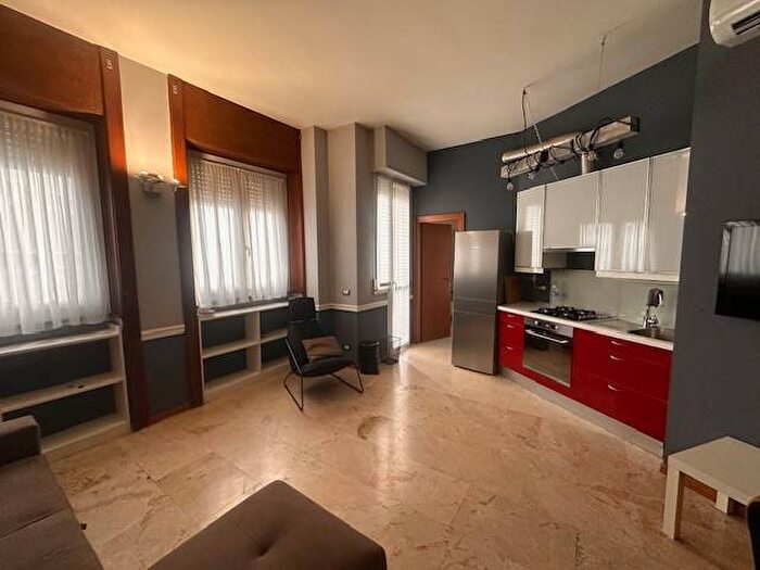 Appartamento bilocale in affitto in Via Giuseppe Parini, Porta Nuova, Milano