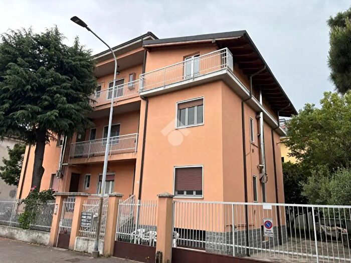 Appartamento bilocale in vendita in Via Ticino, Rho