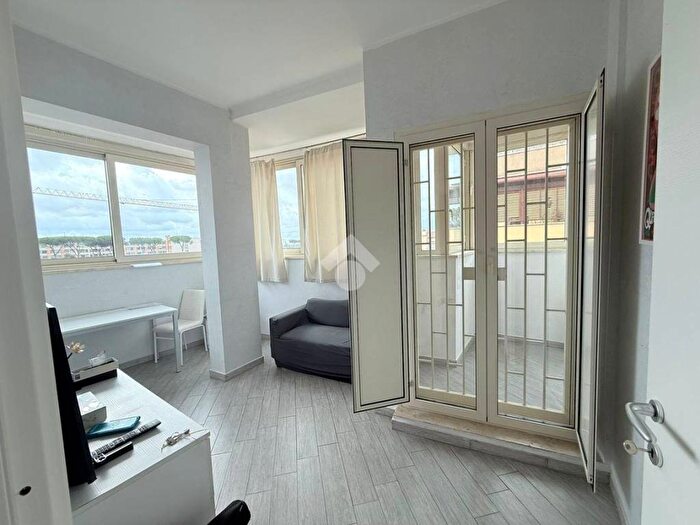 Appartamento bilocale in affitto in Via dellAcquedotto Paolo, Torrevecchia, Roma