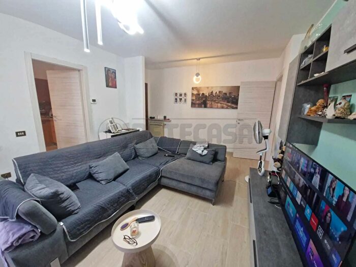 Appartamento trilocale in vendita in Viale Montegrappa, Sesto Ed Uniti