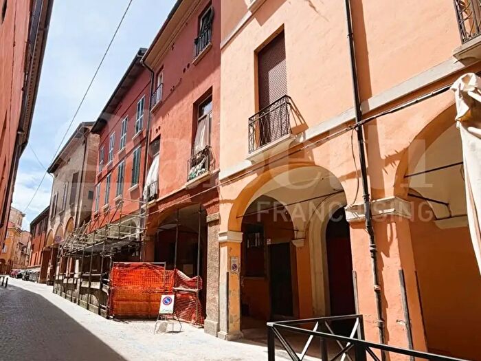 Appartamento bilocale in vendita in Via Cesare Battisti, Bologna