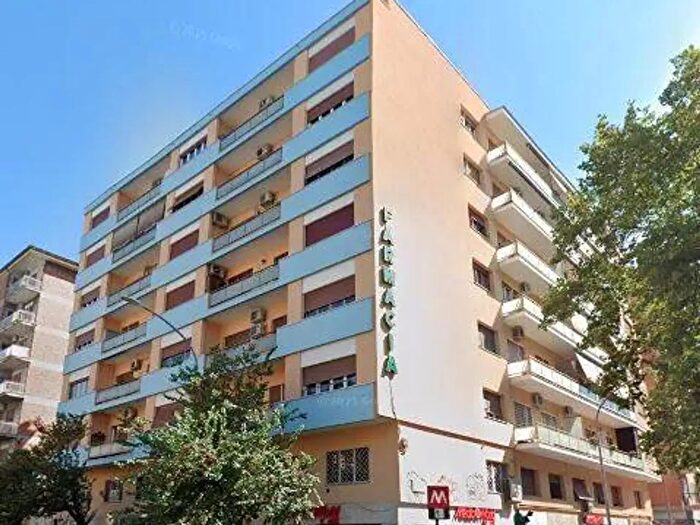 Appartamento quadrilocale in vendita in Roma