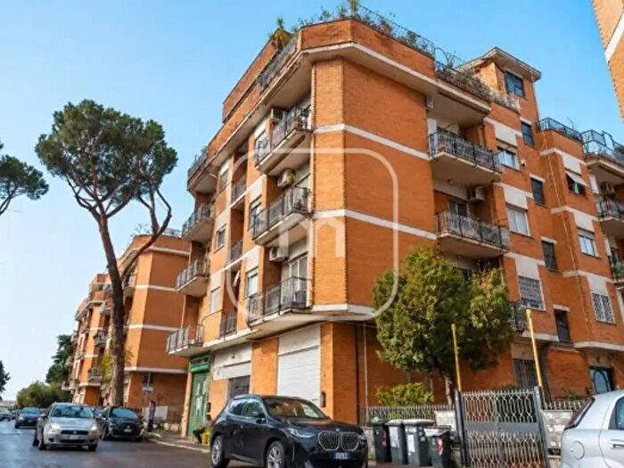 Appartamento trilocale in vendita in Via Giacomo Brodolini, Ciampino