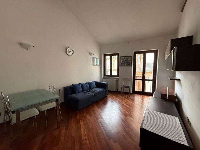 Appartamento bilocale in affitto in Via del Varrone, Centro Storico, Asti