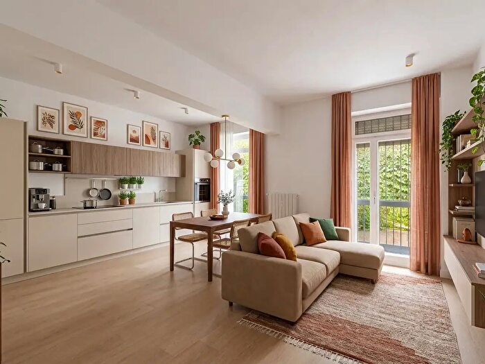 Appartamento con 5 locali in vendita in Via Francesco Dassori, Genova