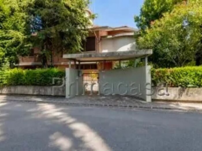 Casa trilocale in vendita in Via Papa Giovanni XXIII, Carpi