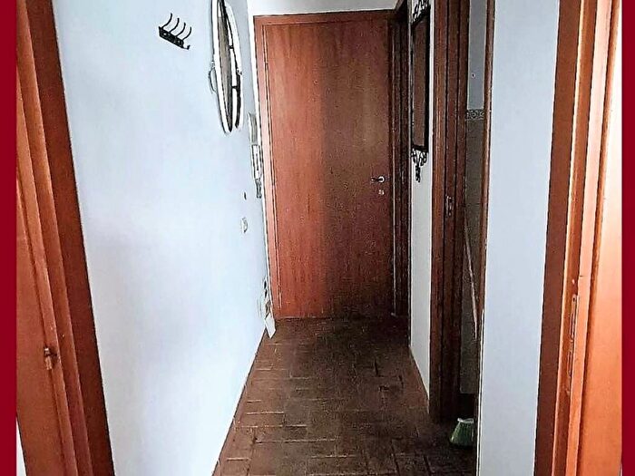 Appartamento trilocale in affitto in Via Porta di Castro, Cassaro, Palermo