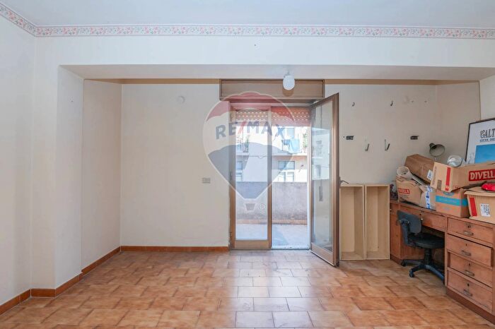 Appartamento bilocale in vendita in Via Escuriales, Caltagirone