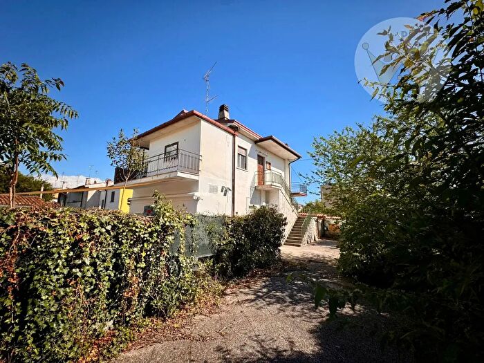 Casa quadrilocale in vendita in Via Serenissima, Monfalcone