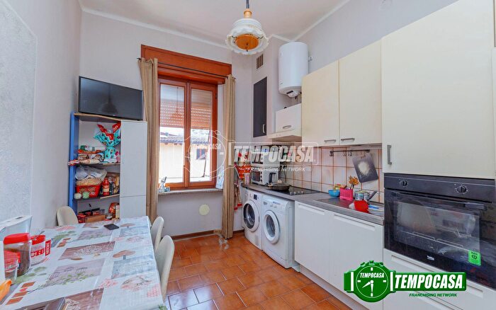 Appartamento trilocale in vendita in Viale Patrioti, Piacenza