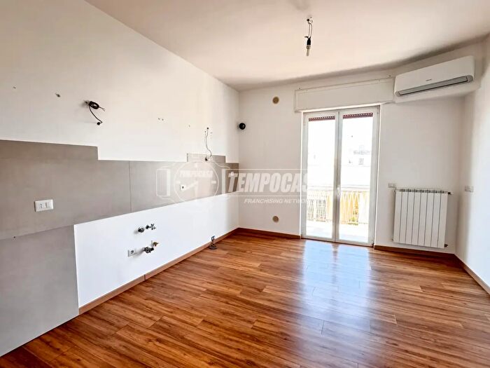 Appartamento trilocale in vendita in Capurso