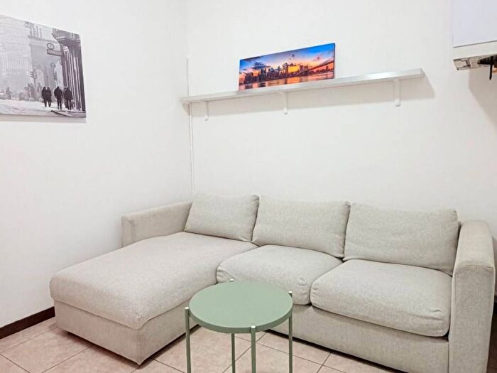 Appartamento bilocale in affitto in Via Evangelista Torricelli, Ascanio Sforza, Milano
