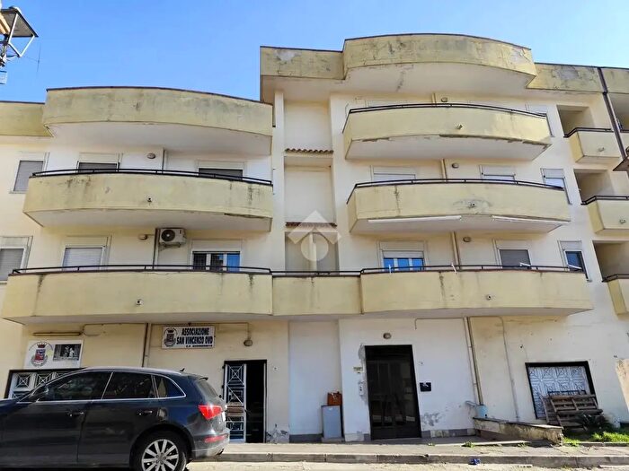 Appartamento quadrilocale in vendita in Via Diana, Santa Maria A Vico