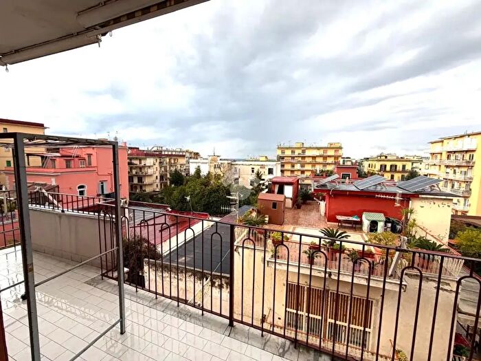 Appartamento quadrilocale in vendita in Via Cristoforo Colombo, Portici