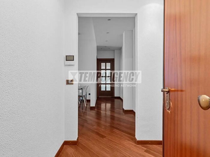 Appartamento trilocale in vendita in Via Santa Rita da Cascia a, Milano