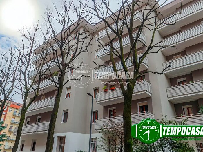 Appartamento trilocale in vendita in Via Vitali Dioscoride, Piacenza