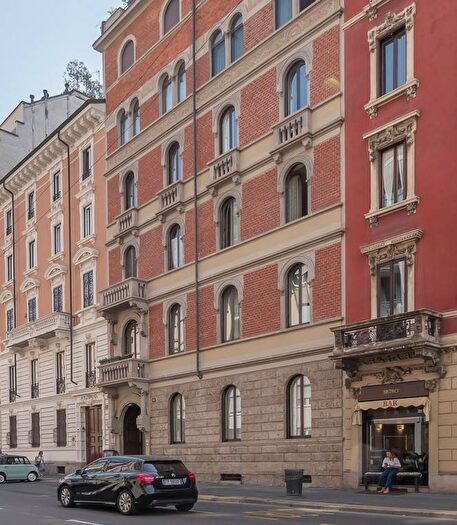 Appartamento trilocale in affitto in Via Giovanni Boccaccio, Vincenzo Monti, Milano