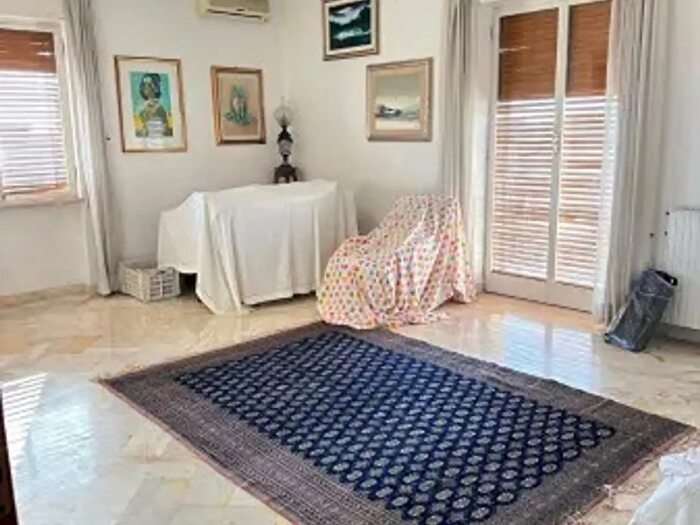 Appartamento con 5 locali in vendita in Via Sebastiano Olivieri, Siracusa