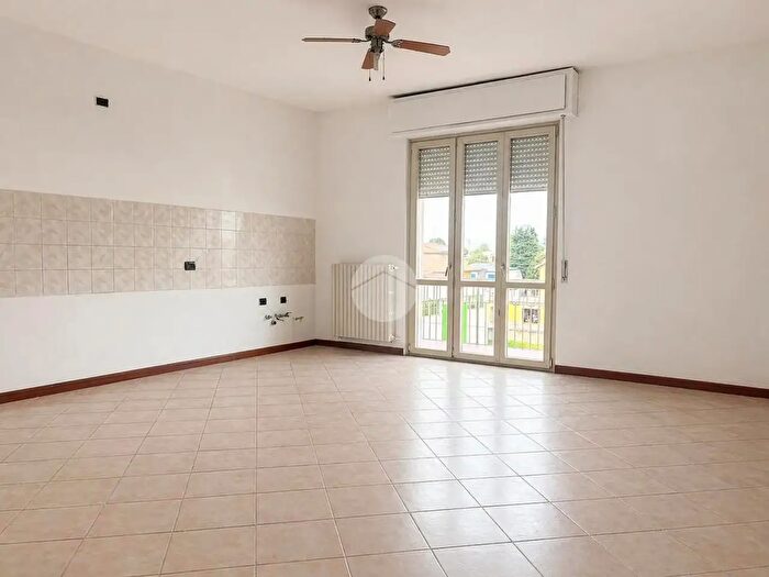 Appartamento quadrilocale in vendita in Via Giacomo Matteotti, Castelcovati