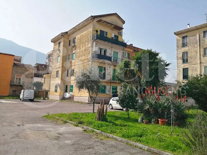 Appartamento quadrilocale in vendita in Via Padre Prisco Pecoraro, Nocera Inferiore