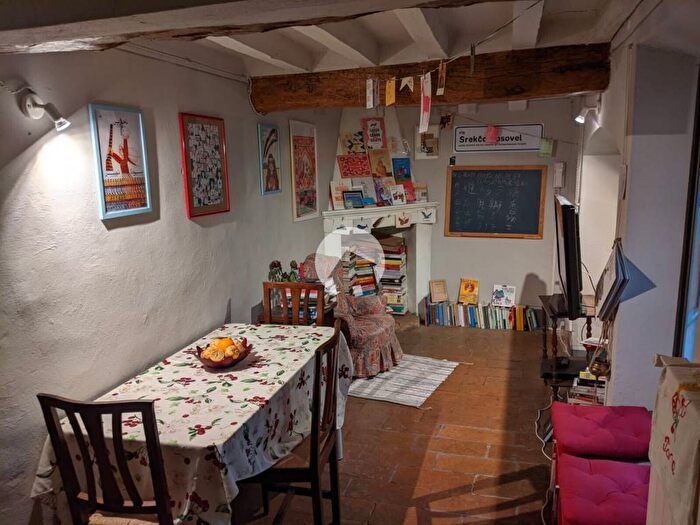 Appartamento trilocale in affitto in corso Giuseppe Garibaldi, Centro Storico, Reggio Emilia