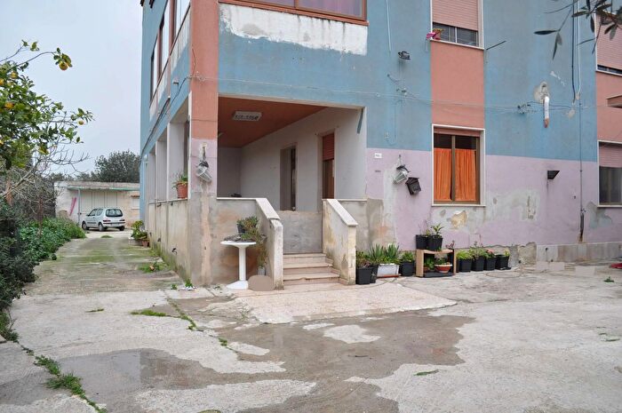 Casa quadrilocale in vendita in Contrada Dammusello, Marsala